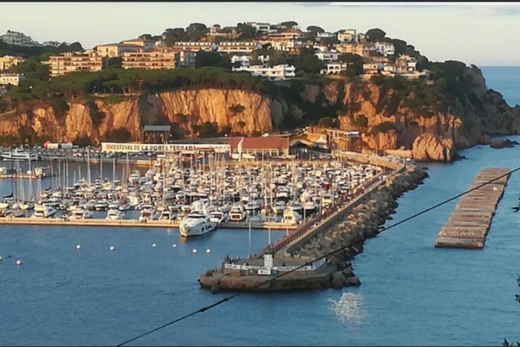 Nuevo Apartamento Moderno Elisa - A 80 Metros De La Playa Para 5 Personas Sant Feliu de Guíxols Exteriör bild