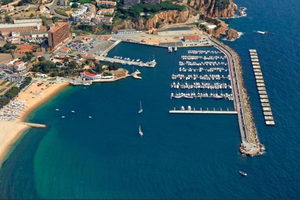 Nuevo Apartamento Moderno Elisa - A 80 Metros De La Playa Para 5 Personas Sant Feliu de Guíxols Exteriör bild